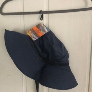 Outdoor summer hat by San Diego hat company new with tags